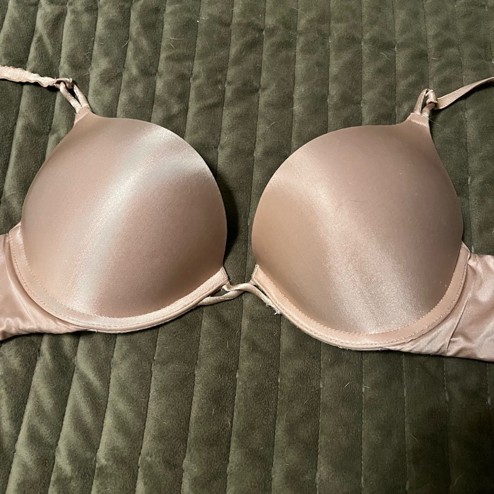 Victoria's Secret Bombshell Plunge Bra